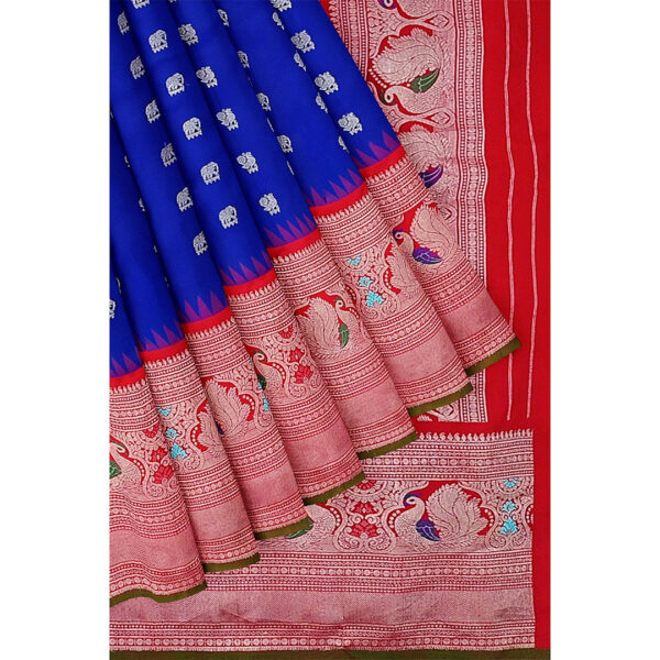 Blue And Red Color Heavy Bordered Gadwal Silk Saree