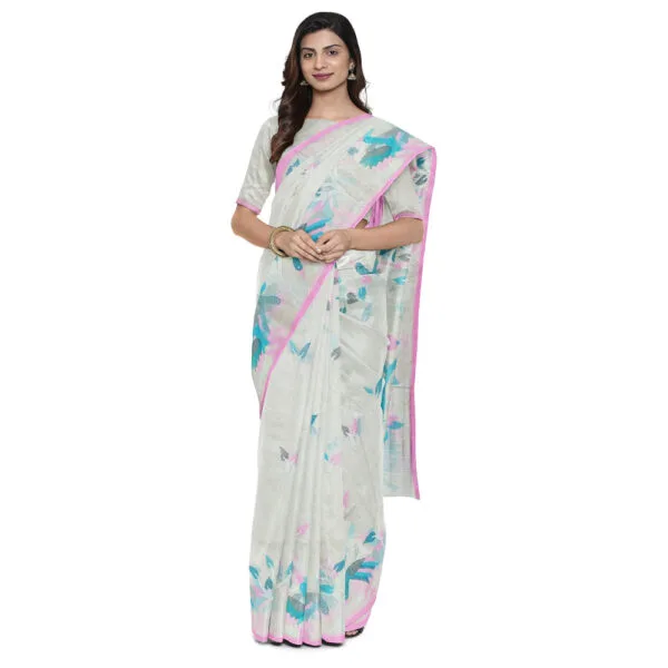 White Colour Dhaka  Jamdani Saree With Beautiful Floral And Peacock Design - Image 2