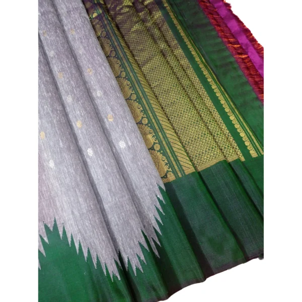 Bottle green and grey colour gadwal Lenin saree with beautiful temple border