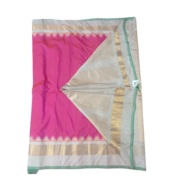 Pink and beige colour gadwal pattu silk saree with beautiful temple border - Image 2