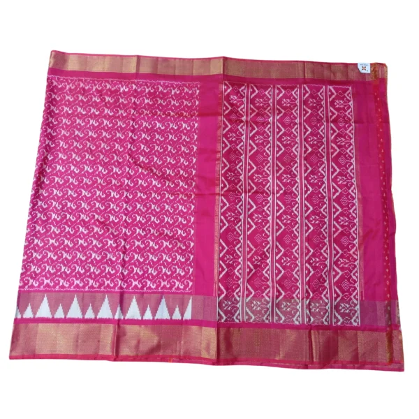 Pink colour double ikkat silk saree with beautiful temple border - Image 3
