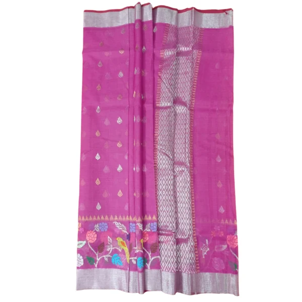 Pink colour zarikota with beautiful floral design - Image 3