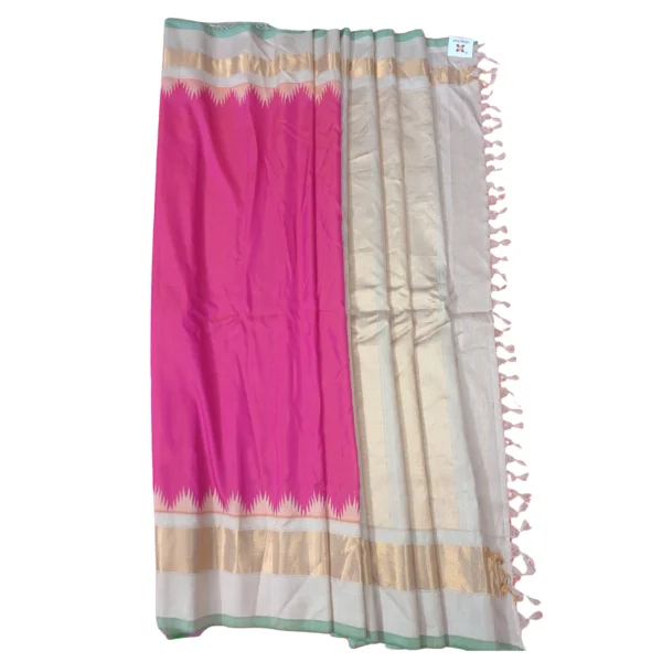 Pink and beige colour gadwal pattu silk saree with beautiful temple border - Image 3