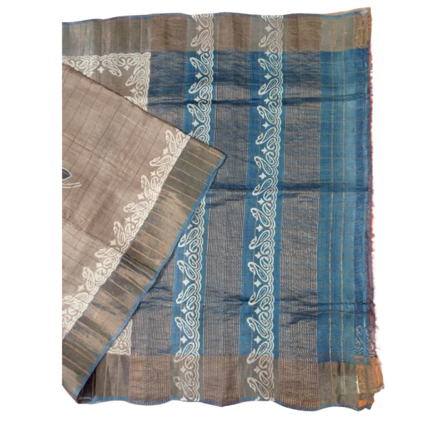 Beige and blue colour tussar silk saree with beautiful floral design - Image 2