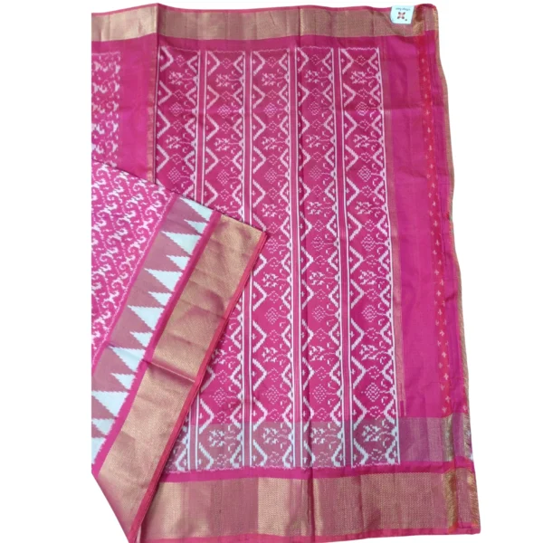 Pink colour double ikkat silk saree with beautiful temple border - Image 2