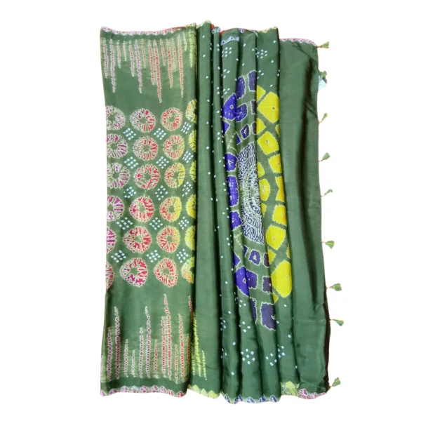 Green colour Bandhini gajji silk saree - Image 4