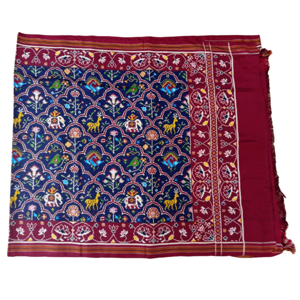 Blue and red colour patan patola saree with beautiful animal motifs and floral design - Image 3