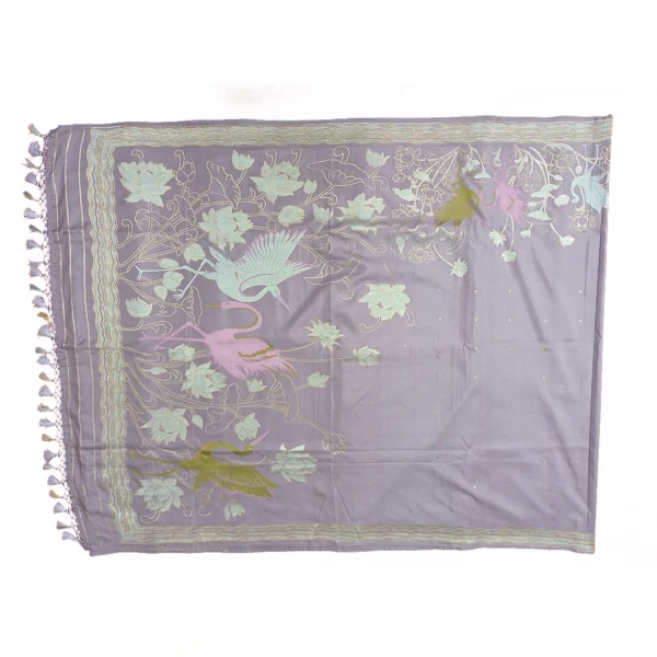 Lavender colour banarasi silk saree with beautiful swan and floral design - Image 3