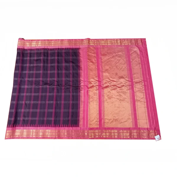 Navy blue and peach colour gadwal pattu silk saree with beautiful checks design - Image 3