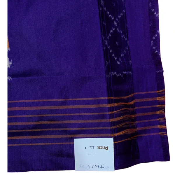 Purple colour pochampally double ikkat silk saree with beautiful patola design - Image 4