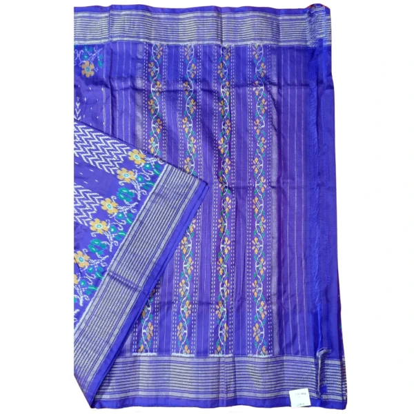 Blue colour pochampally double ikkat drill saree with beautiful temple design - Image 2