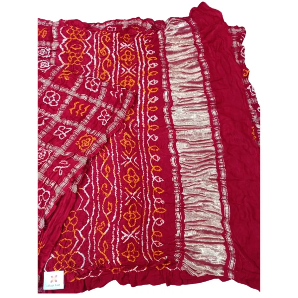 Red colour Garchola bandhani saree - Image 2